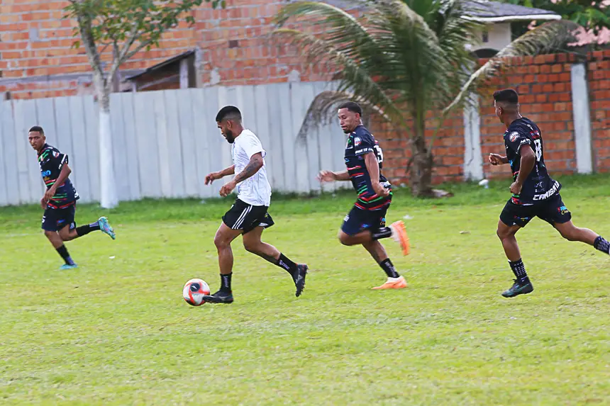 CAMPEONATO <div class='credito_fotos'>Foto: Márcio Souza &nbsp;&nbsp;|&nbsp;&nbsp; <a href='/midias/2026/originais/20260707110245-GF00009467-F00119307.webp' download><i class='fa-solid fa-download'></i> Download</a></div>