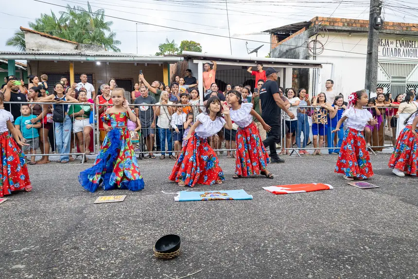 <div class='credito_fotos'>Foto: Karla Reis &nbsp;&nbsp;|&nbsp;&nbsp; <a href='/midias/2026/originais/20260902003915-GF00009527-F00122518.webp' download><i class='fa-solid fa-download'></i> Download</a></div>